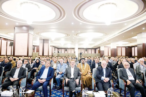 جهانگيرى: فکر کردند مى آیند و یک دکمه را مى زنند و اقتصاد کشور راه میافتد! / گفتند بدون برجام مى توانند کشور را اداره کنند و حالا شرایط کشور اینگونه است جهانگيرى: فکر کردند مى آیند و یک دکمه را مى زنند و اقتصاد کشور راه میافتد! / گفتند بدون برجام مى توانند کشور را اداره کنند و حالا شرایط کشور اینگونه است
